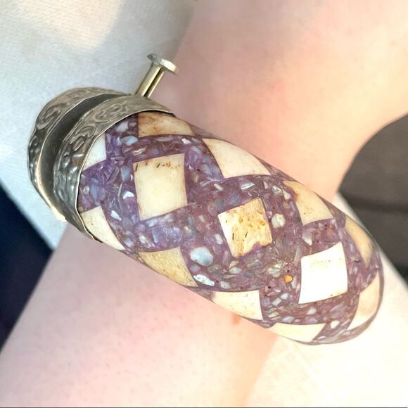 Wood bangle bracelet - Picture 2 of 9